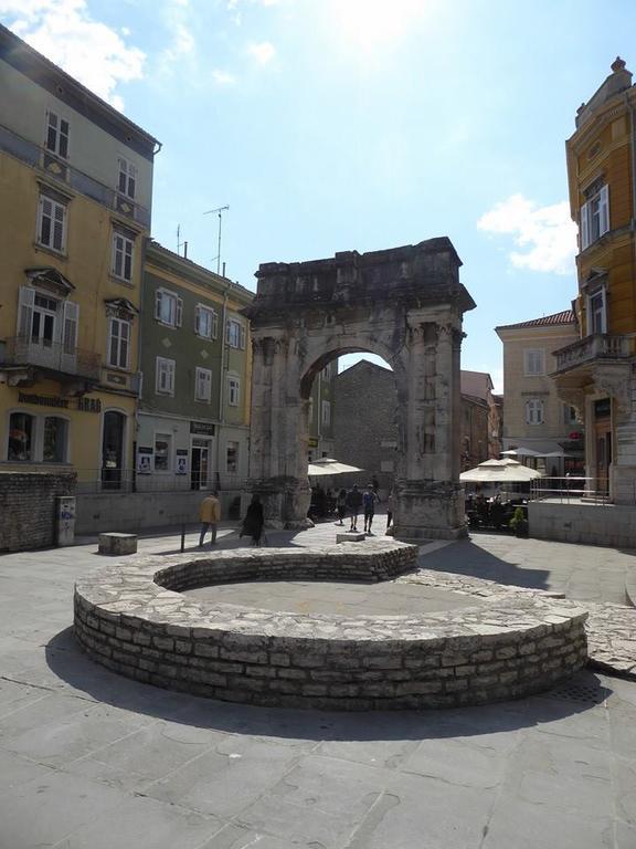 Apartment Asja Old City Center Pula Dış mekan fotoğraf