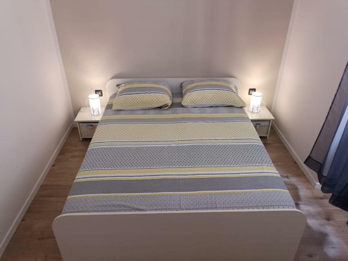Apartment Asja Old City Center Pula Dış mekan fotoğraf